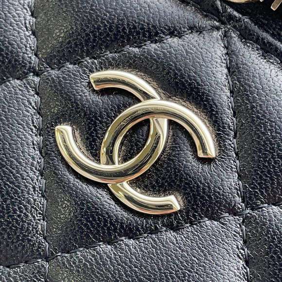 Chanel Top Handle Vanity Chainshoulder #97096C32B - Picture 7 of 11